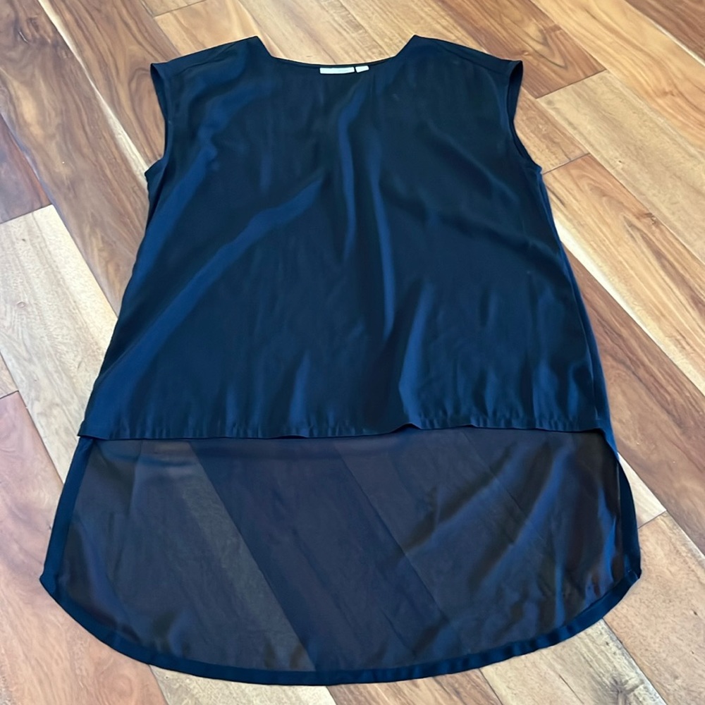 Halogen Silky/Sheer High Low Top
